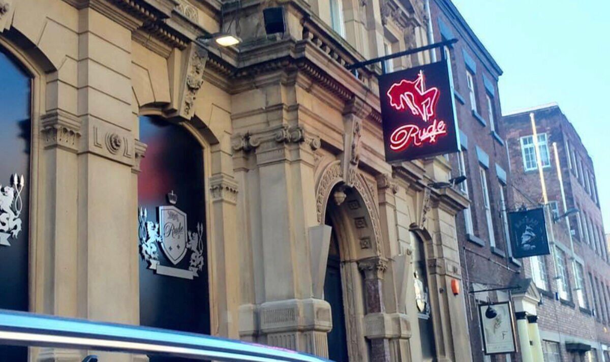 The Uk Amp 39 S Largest Strip Amp 39 Empowers Amp 39 Women And The Highest Earning Dancer Is 47 Express Co Uk The Uk Amp 39 S Largest Strip Amp 39 Empowers Amp 39 Women And The Highest Earning Dancer Is 47 Express Co Uk